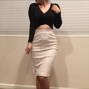Bar III Black and Cream Pencil Skirt